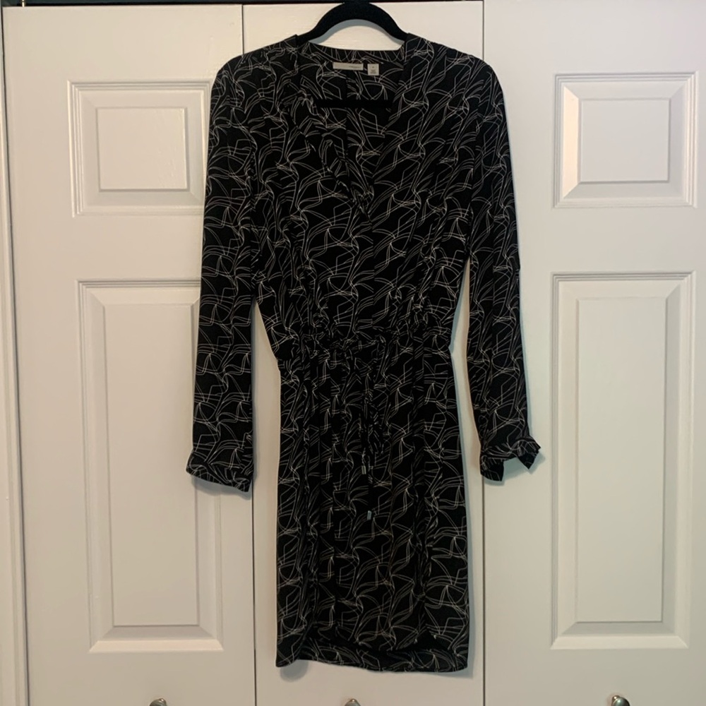 Halogen long sleeve dress- size M